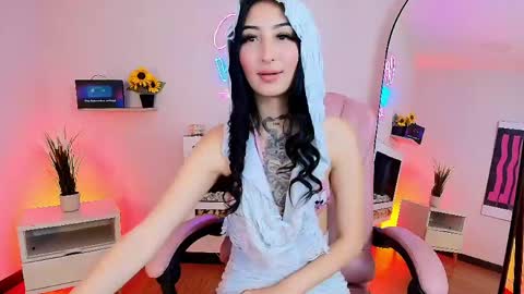 Angel Cooper online show from May 21, 7:45 pm