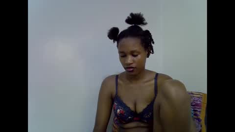 angel_mia5 online show from November 25, 7:26 pm