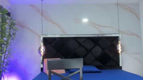 Snapshot of angelaa_cute chatting on October 21, 12:09 pm ANGELA online show from October 21, 12:09 pm