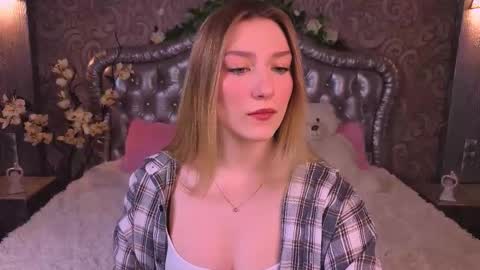 angelanabelle online show from March 11, 8:55 pm