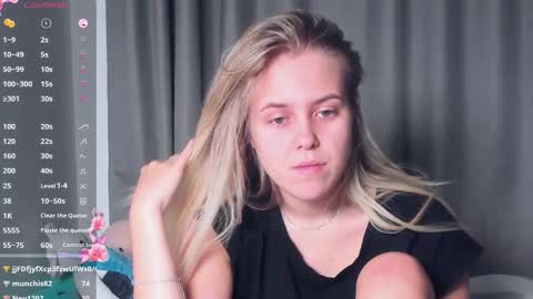 Darsi Anty online show from November 3, 4:00 pm