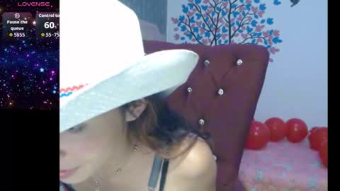 angelaturizo_ online show from September 27, 9:33 pm