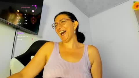 angel online show from April 10, 9:21 pm