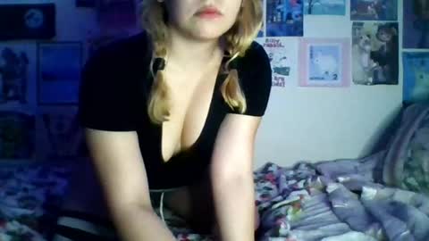 tell me bunny online show from March 1, 4:01 am