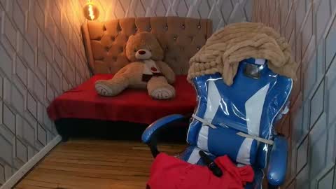 Angel online show from November 11, 2:03 pm