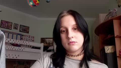 Kate online show from July 24, 9:07 am