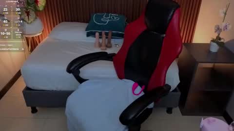 A N G E L I C A online show from October 24, 2:57 pm