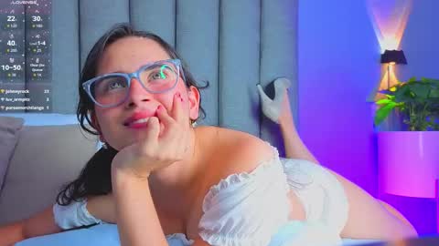 A N G E L I C A online show from November 11, 2:47 pm