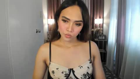 SweetAngelica online show from November 6, 1:11 am