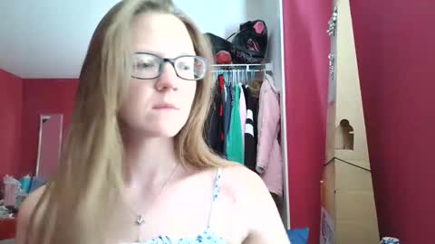 AngelicAngel online show from November 26, 9:05 pm