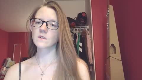 AngelicAngel online show from February 3, 6:40 am