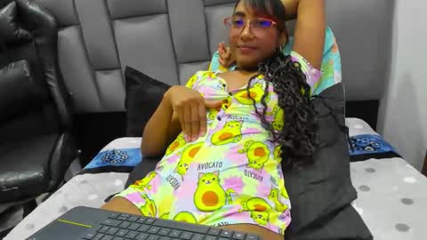 AngelinaMurphy online show from November 6, 5:35 am