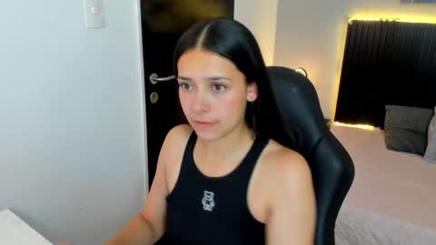 angeline_davies online show from October 23, 3:56 am