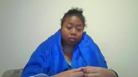 Snapshot of angeliquebelcaliz chatting on January 18, 10:39 pm angeliquebelcaliz online show from January 18, 10:39 pm