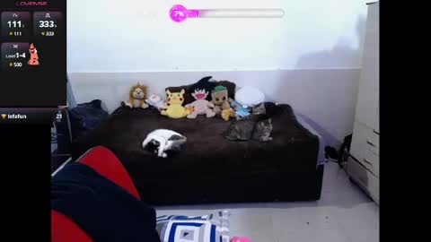 Snapshot of angelswhithe chatting on March 10, 8:56 pm angels online show from March 10, 8:56 pm