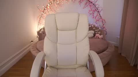 Anny online show from June 11, 2:53 am