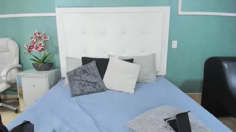 Ania online show from February 2, 8:08 pm