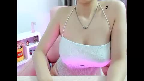 anianqueen online show from April 18, 2:19 pm