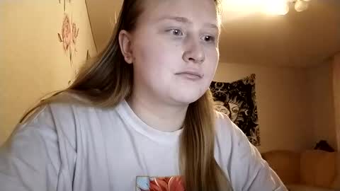 Anika online show from November 4, 4:56 pm