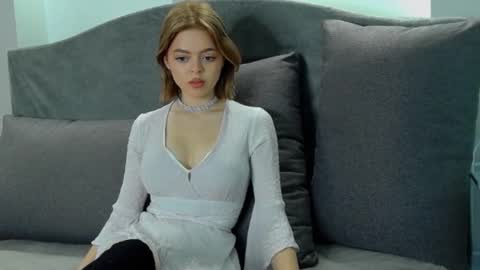 anita__grey online show from December 22, 6:59 pm