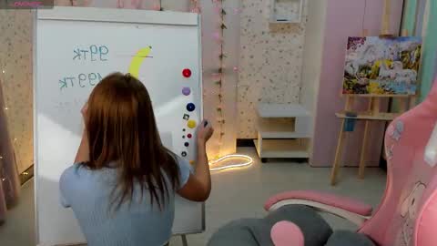 Anita online show from November 5, 9:14 am