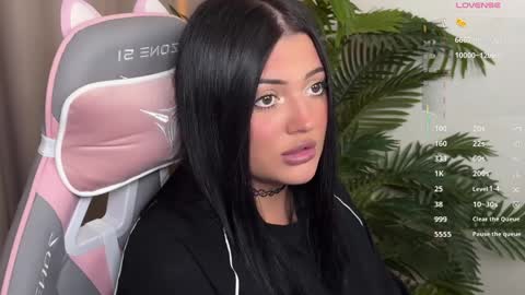 Anna online show from April 5, 3:55 pm