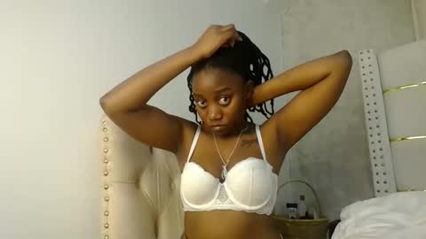 Snapshot of annabel038 chatting on October 20, 10:57 pm Annabel online show from October 20, 10:57 pm