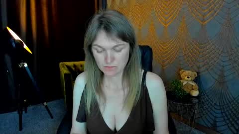 Annabel online show from June 4, 4:33 pm