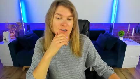 Snapshot of annabel_xxx chatting on September 18, 6:28 pm Annabel online show from September 18, 6:28 pm