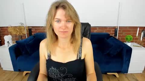 Snapshot of annabel_xxx chatting on September 27, 5:36 am Annabel online show from September 27, 5:36 am
