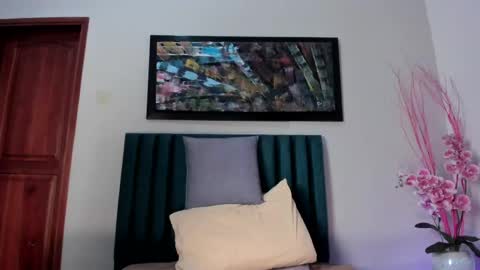 AnnaBrooks online show from April 11, 11:19 pm