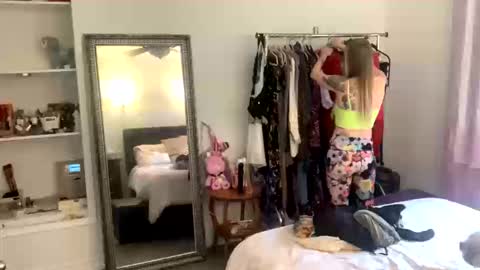 Snapshot of annadelrae444 chatting on October 14, 7:16 pm annadelrae444 online show from October 14, 7:16 pm