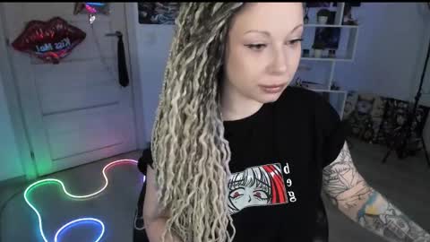 Anna online show from April 12, 8:11 pm