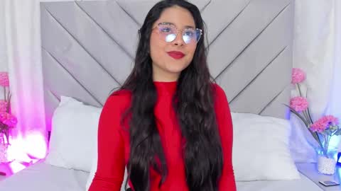 Snapshot of annaqueen_ chatting on December 24, 2:01 pm Anna online show from December 24, 2:01 pm