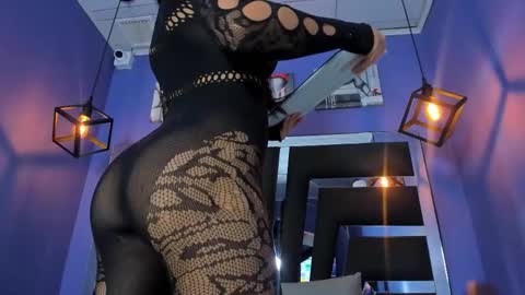 Snapshot of anne_brown1 chatting on September 19, 8:30 pm Anne online show from September 19, 8:30 pm
