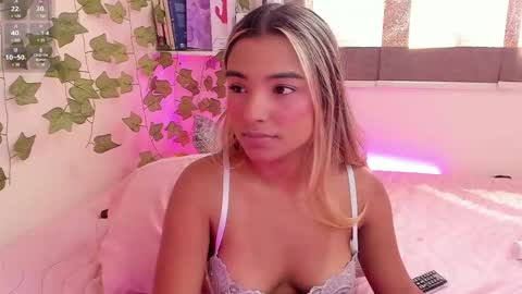 Anne online show from February 9, 6:58 pm