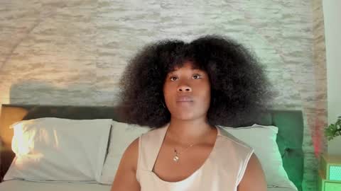 Snapshot of anneth__m chatting on September 29, 8:03 pm Anneth online show from September 29, 8:03 pm