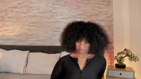 Snapshot of anneth__m chatting on October 13, 6:21 pm Anneth online show from October 13, 6:21 pm