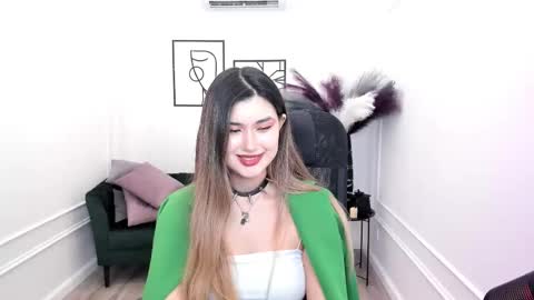 annetli online show from November 10, 8:04 pm