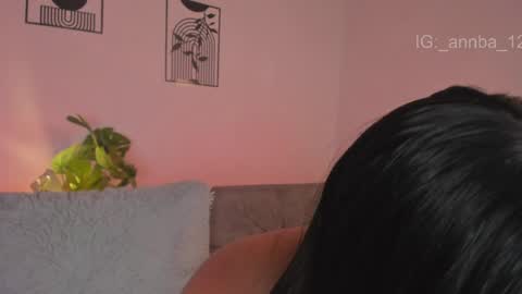 annie_barozzi online show from April 10, 1:50 pm