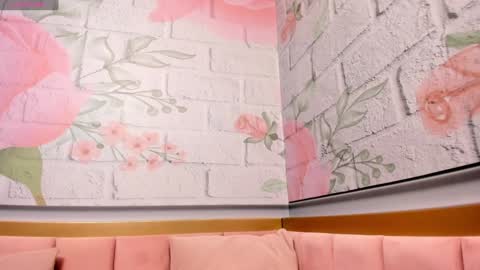 annie_cute18 online show from February 5, 3:55 am