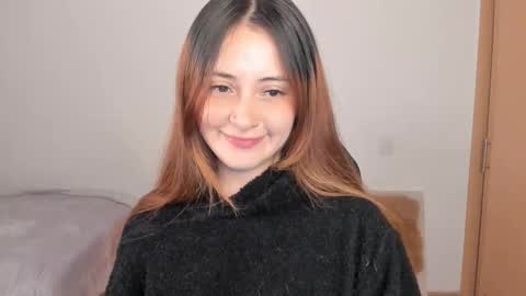 Snapshot of anniemora_ chatting on October 19, 4:36 am Annie online show from October 19, 4:36 am