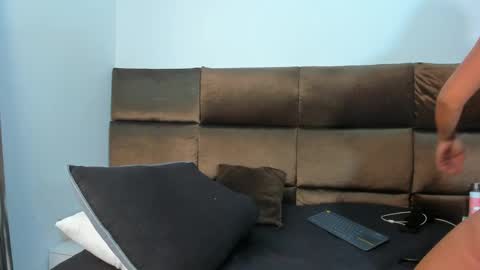 Snapshot of annita_01 chatting on December 31, 11:31 am Annita online show from December 31, 11:31 am