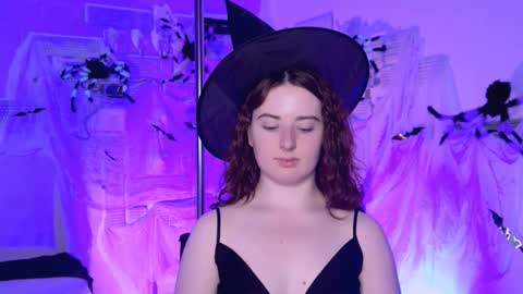 Snapshot of annterry chatting on October 18, 12:52 pm Ann Terry 3 online show from October 18, 12:52 pm