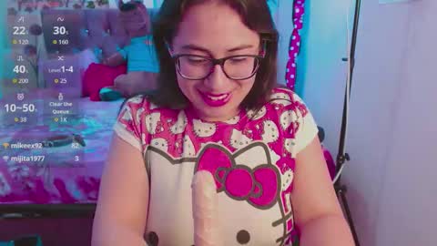 Snapshot of anny___cute chatting on October 7, 9:52 pm anny___cute online show from October 7, 9:52 pm