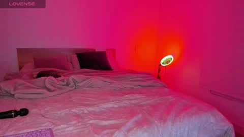 Anthonela online show from April 15, 3:40 am