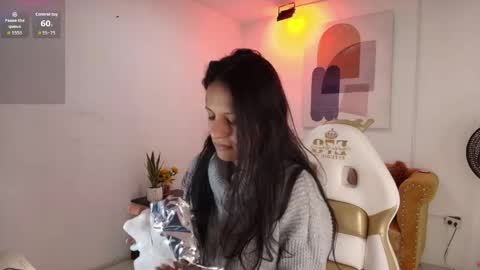 Antonella.  online show from May 27, 12:24 pm