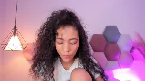 AntonellaHall  online show from October 24, 12:01 pm