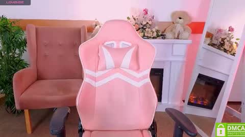 antonia_ferrero online show from December 14, 7:58 am