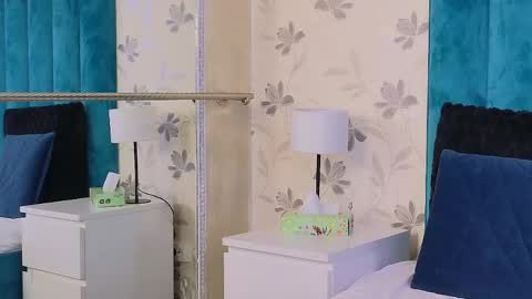 AnyaHappiness online show from March 2, 7:15 am